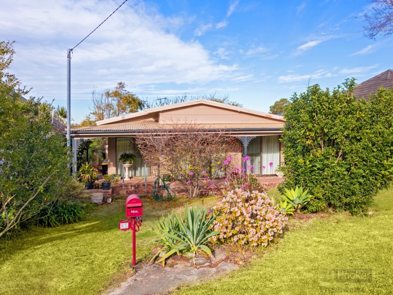21 Jocelyn Street, North Curl Curl NSW 2099