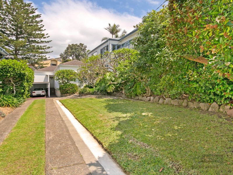 10 Gardere Avenue, Curl Curl NSW 2096