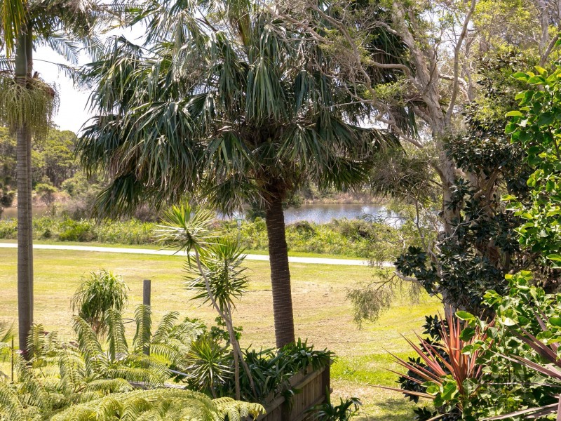 18 Travers Road, Curl Curl NSW 2096