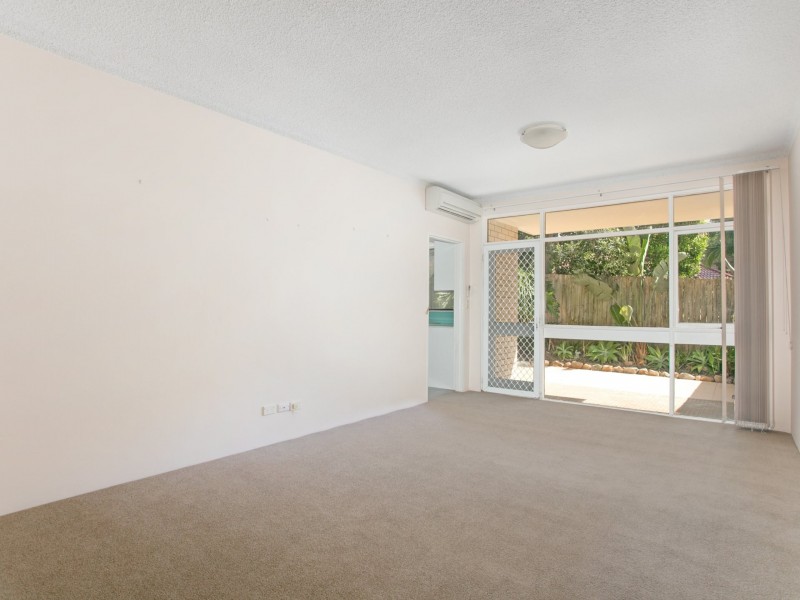 8/62 Carrington Parade, Curl Curl NSW 2096