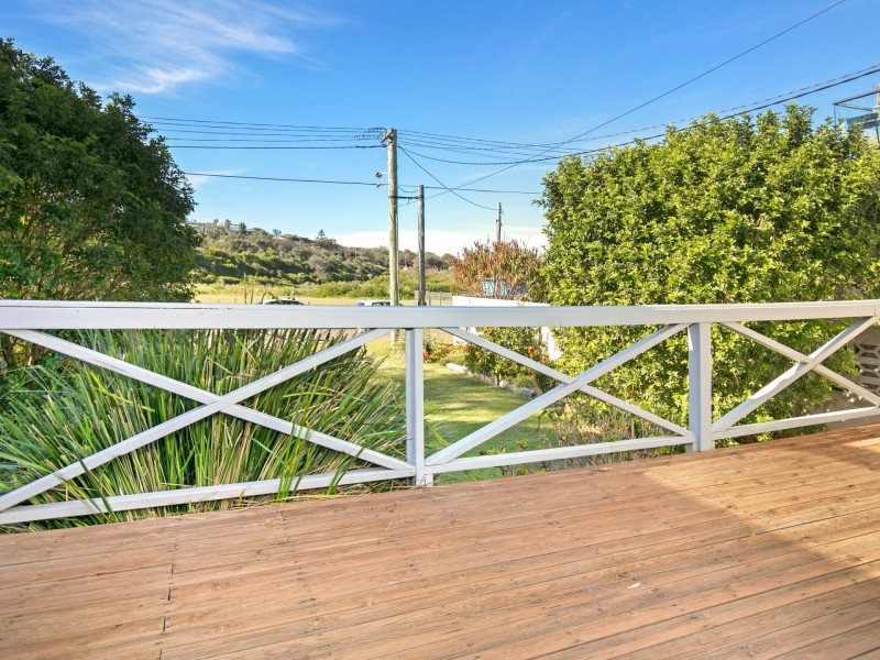 42 Surf Road, North Curl Curl NSW 2099