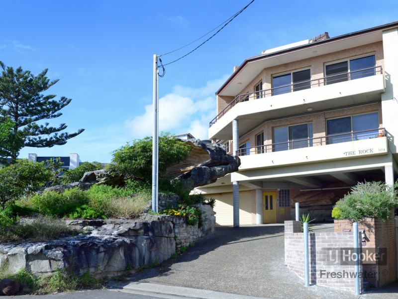 3/4 Coastview Place, Freshwater NSW 2096