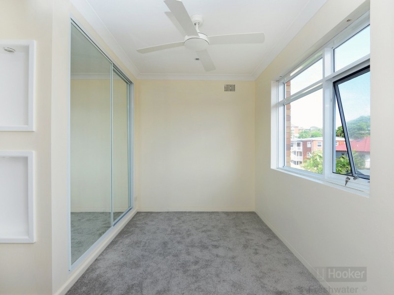 23/15 Kooloora Avenue, Freshwater NSW 2096