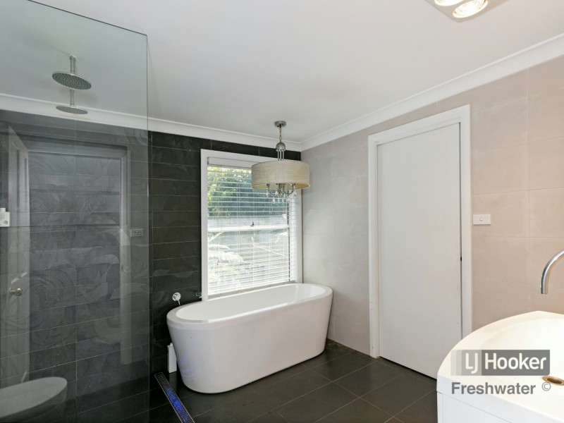 10 Burilla Avenue, North Curl Curl NSW 2099