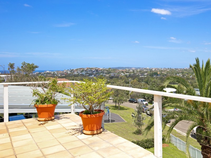 43 Jocelyn Street, North Curl Curl NSW 2099