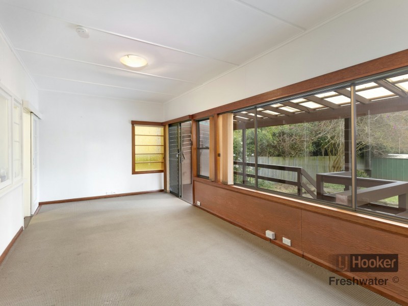 6 Stewart Avenue, Curl Curl NSW 2096