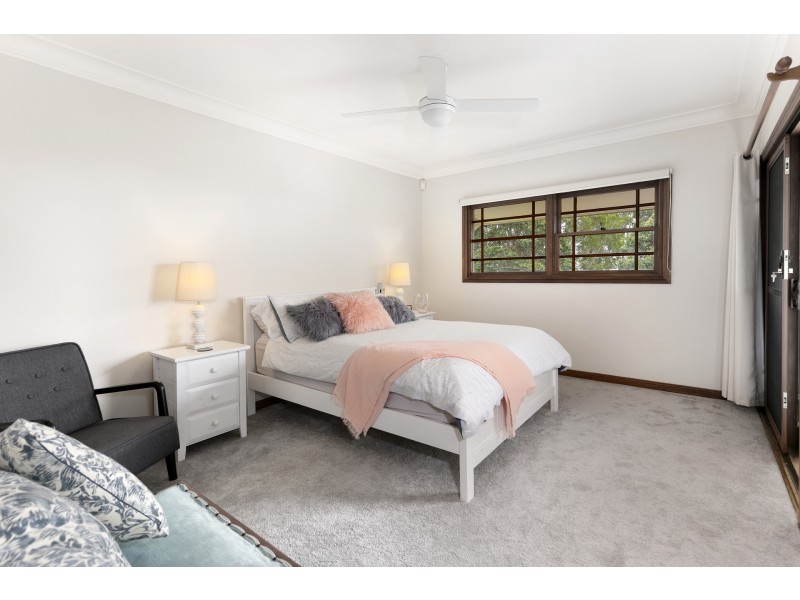 6 Coles Road, Freshwater NSW 2096