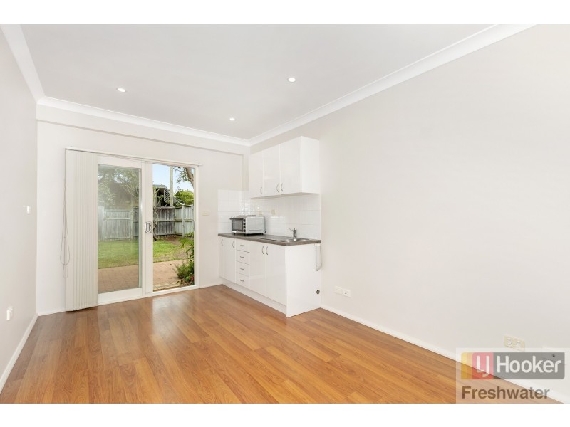 1/19 Ross Street, North Curl Curl NSW 2099