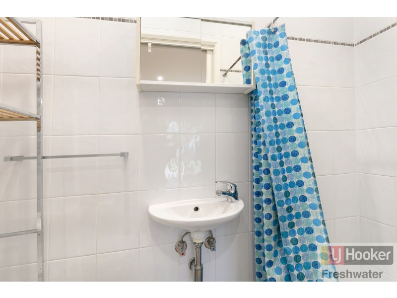 1/19 Ross Street, North Curl Curl NSW 2099