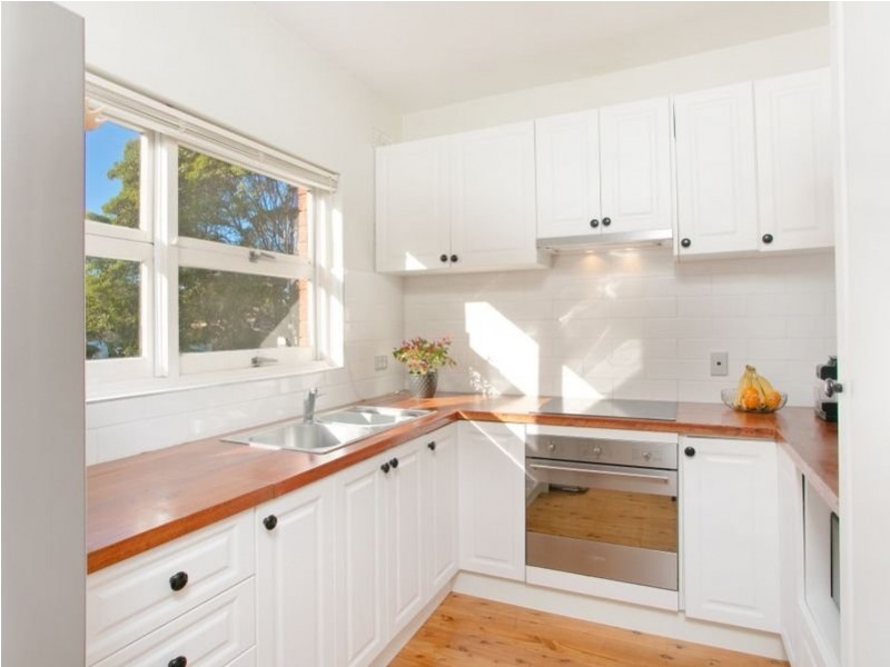 1/15 Wyuna Avenue, Freshwater NSW 2096