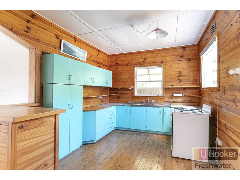 42 Surf Road, North Curl Curl NSW 2099