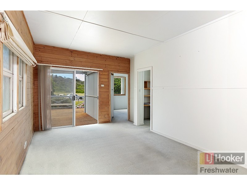 42 Surf Road, North Curl Curl NSW 2099