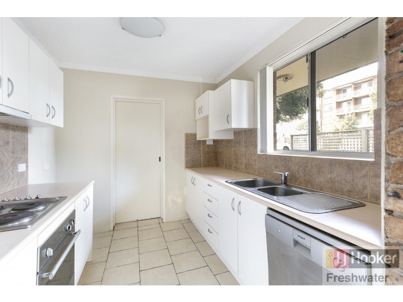 2/28 Cavill Street, Freshwater NSW 2096