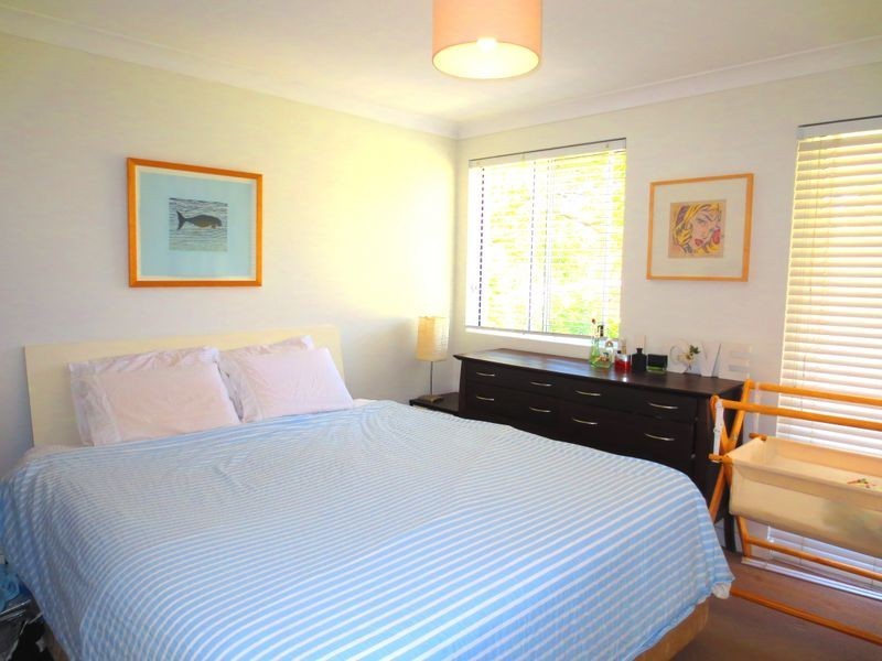 10/4 Campbell Parade, Manly Vale NSW 2093