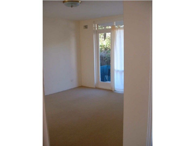 1/7 Wyuna Avenue, Freshwater NSW 2096