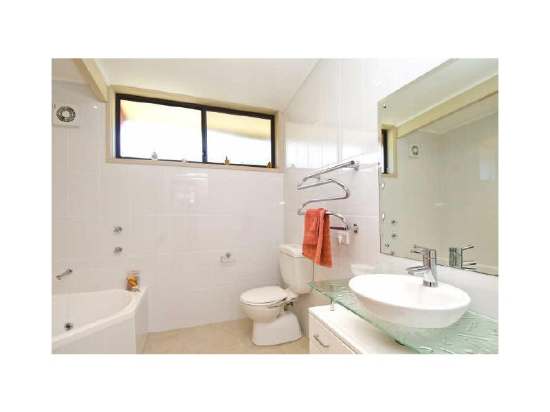 19 Inglebar Avenue, Allambie Heights NSW 2100
