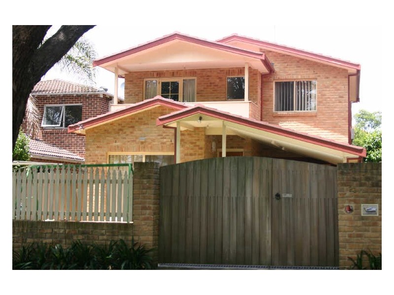 26 Surfers Parade, Freshwater NSW 2096