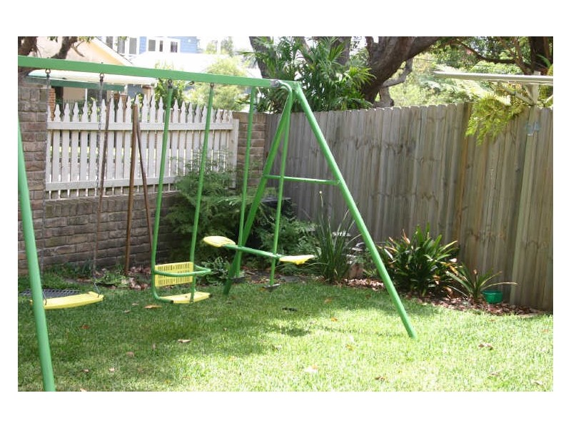 26 Surfers Parade, Freshwater NSW 2096