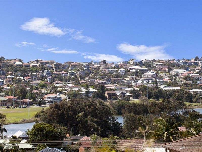 26 Curl Curl Parade, Curl Curl NSW 2096