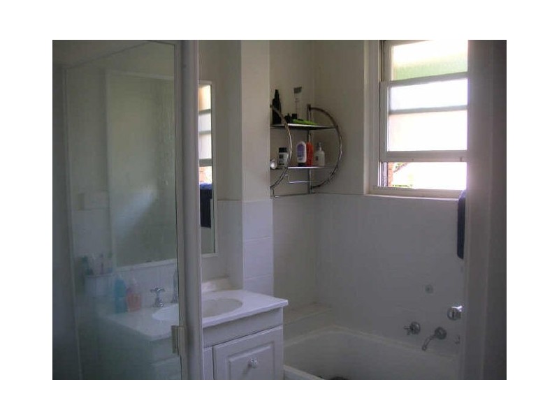 1/33 Palomar Pde, Freshwater NSW 2096