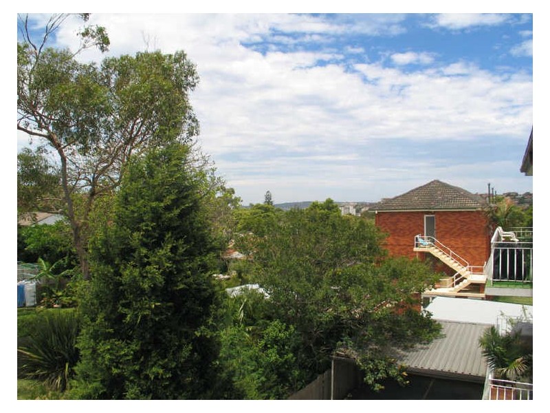 7/16 Wyadra Avenue, Freshwater NSW 2096