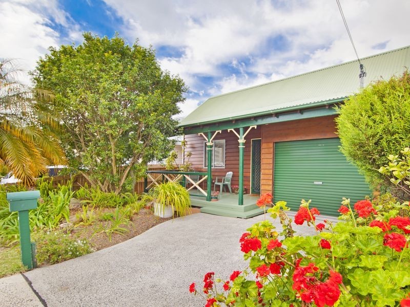 22 Johnson Street, Freshwater NSW 2096