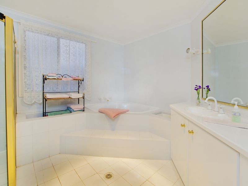 22 Johnson Street, Freshwater NSW 2096