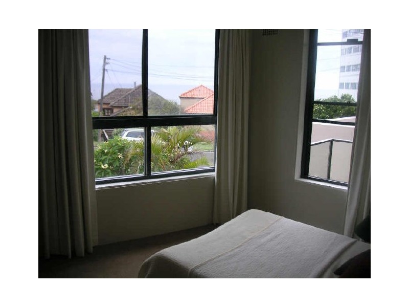 1/4 Pavillion Street, Queenscliff NSW 2096