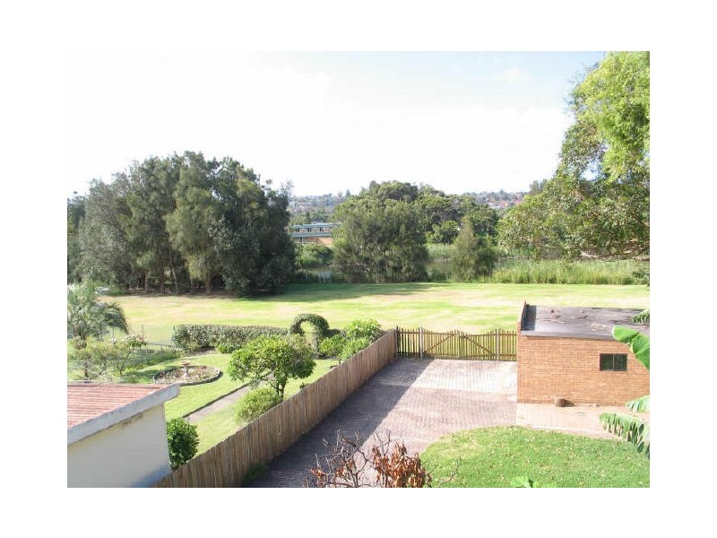 22 Stewart Avenue, Curl Curl NSW 2096