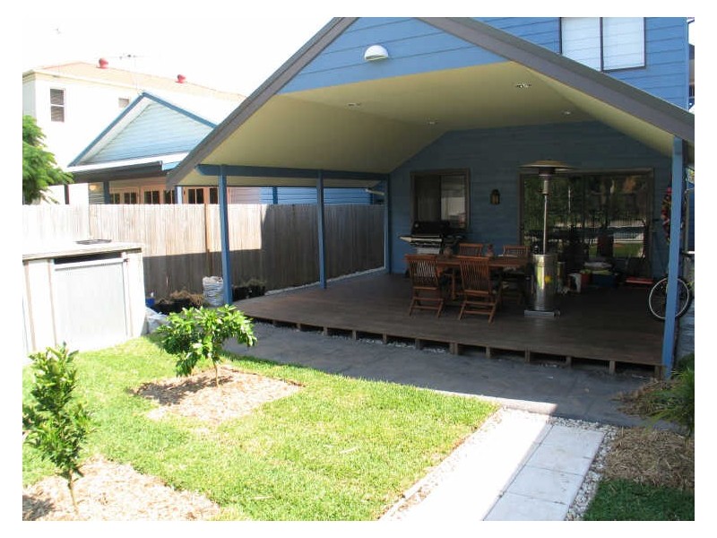 64 Wyadra Avenue, Freshwater NSW 2096