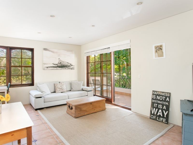 2/2 Carlton Street, Freshwater NSW 2096