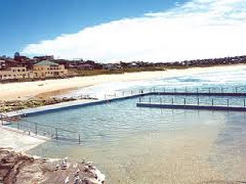 6/50a Carrington Parade, Curl Curl NSW 2096