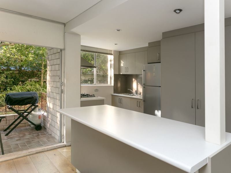 26/12 Ronald Avenue, Freshwater NSW 2096