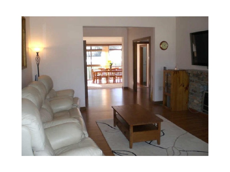 13 Robert Street, Freshwater NSW 2096