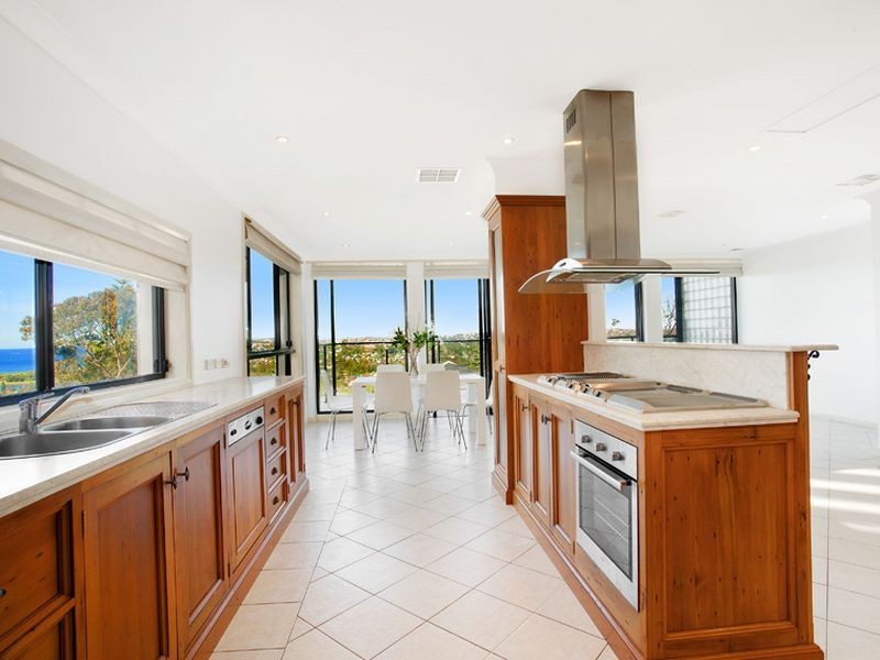 61 Quirk Street, Dee Why NSW 2099