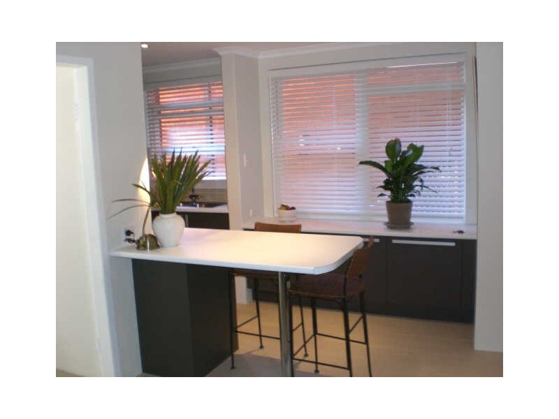 16/38 Oceanview Road, Freshwater NSW 2096