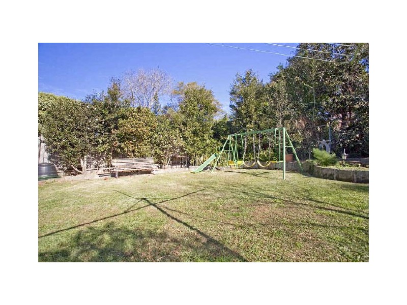 8 Smith Avenue, Allambie NSW 2100