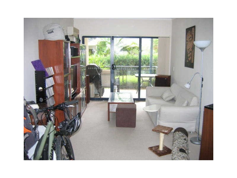 1/56-58 Old Pittwater Road, Brookvale NSW 2100