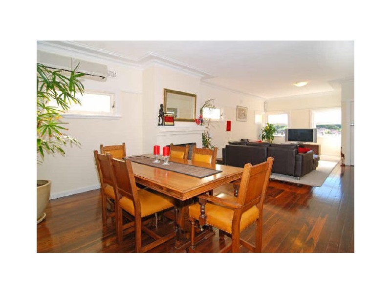 26 Adams Street, Curl Curl NSW 2096