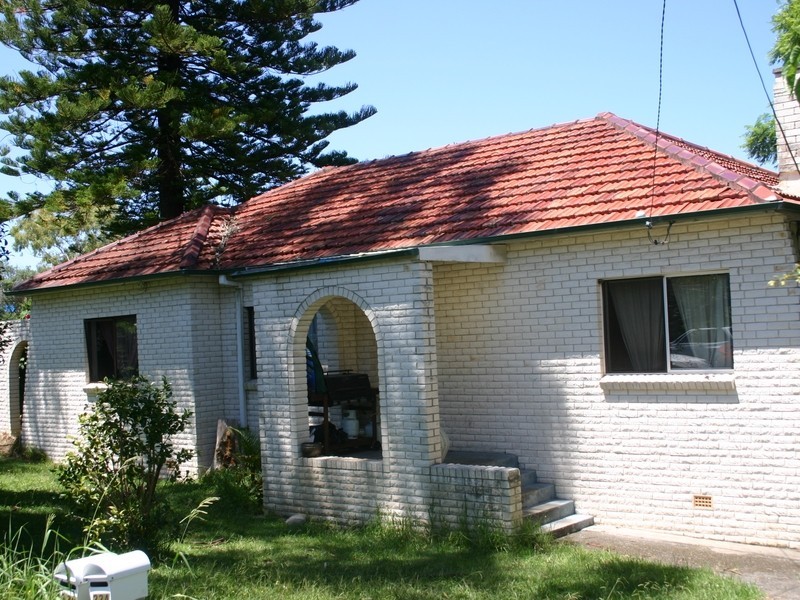 33 Old Pittwater Road, Brookvale NSW 2100