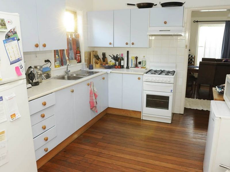 12 Cooksey Ave, Freshwater NSW 2096