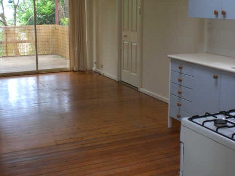 12 Cooksey Ave, Freshwater NSW 2096