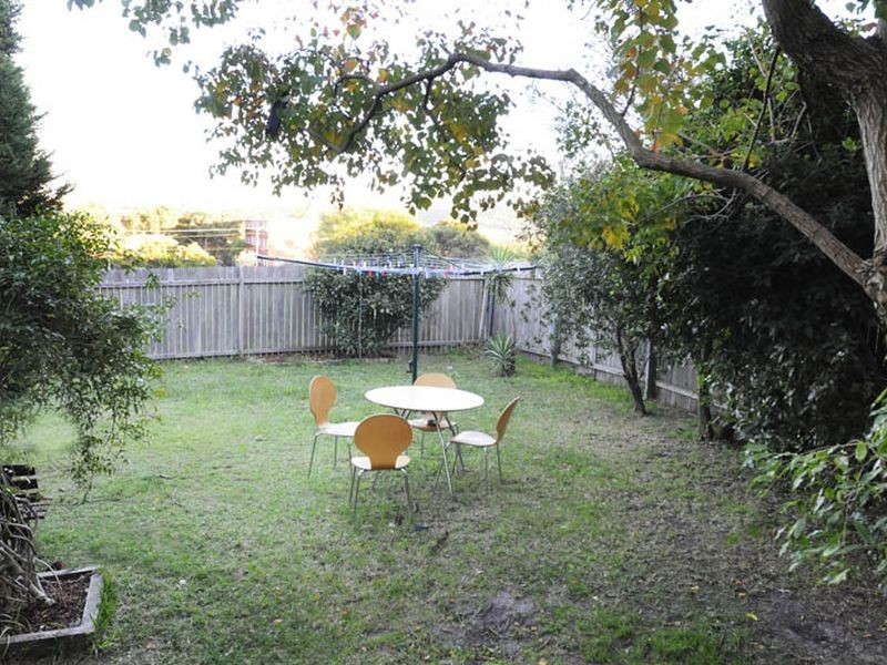 12 Cooksey Ave, Freshwater NSW 2096