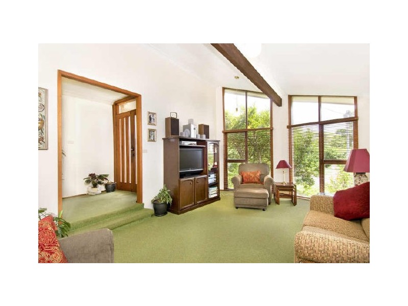 6 Sanananda Avenue, Allambie Heights NSW 2100