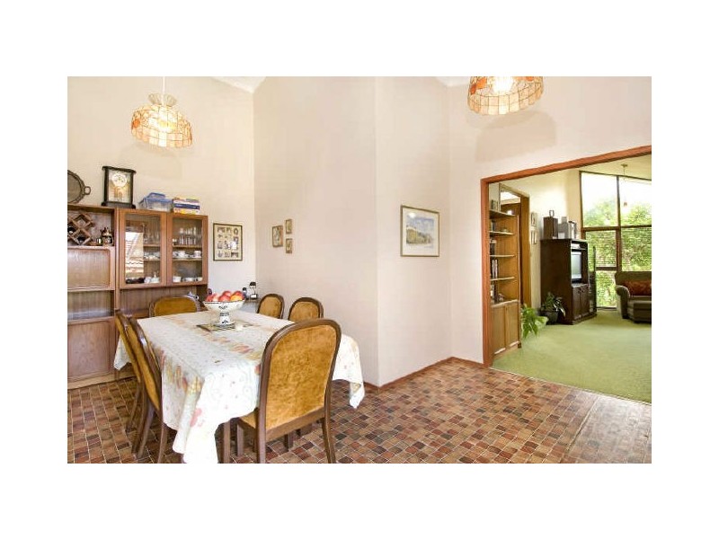 6 Sanananda Avenue, Allambie Heights NSW 2100