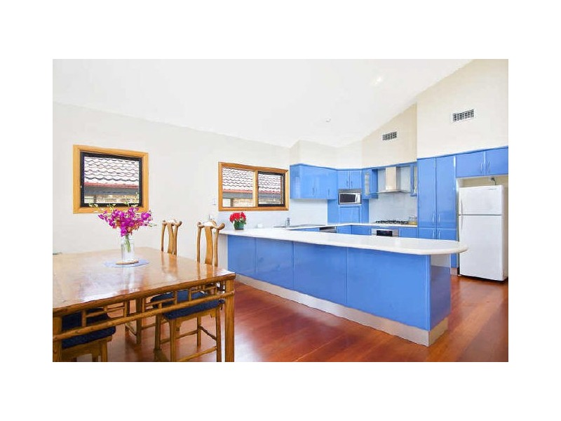 16 SURF ROAD, North Curl Curl NSW 2099