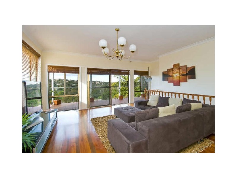 8 Pozieres Parade, Allambie NSW 2100