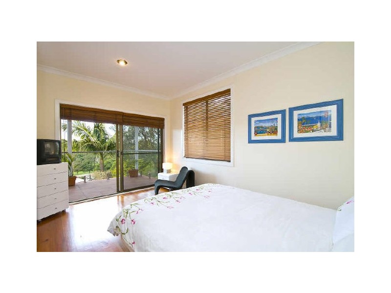 8 Pozieres Parade, Allambie NSW 2100