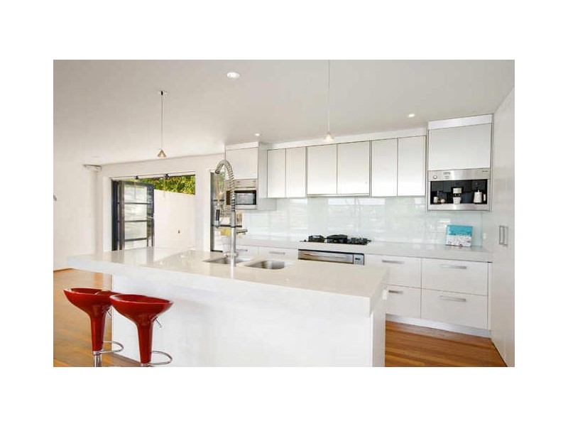 20 The Drive, Curl Curl NSW 2096