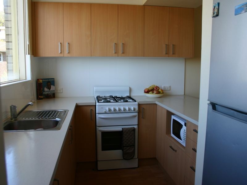 1/50a Carrington Parade, Curl Curl NSW 2096